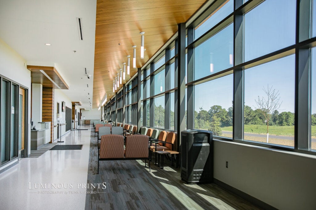 Commercial windows