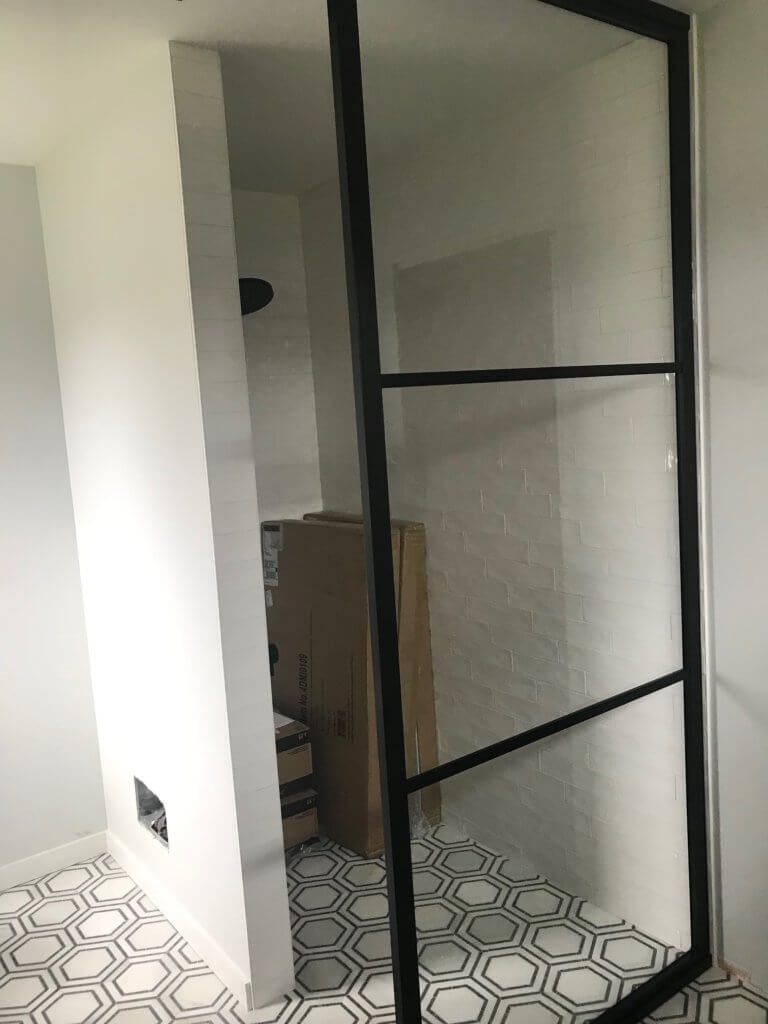 Glass shower door