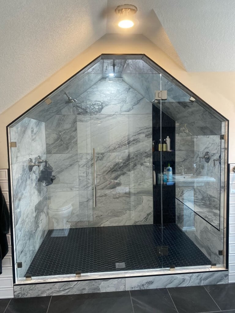 Glass shower door