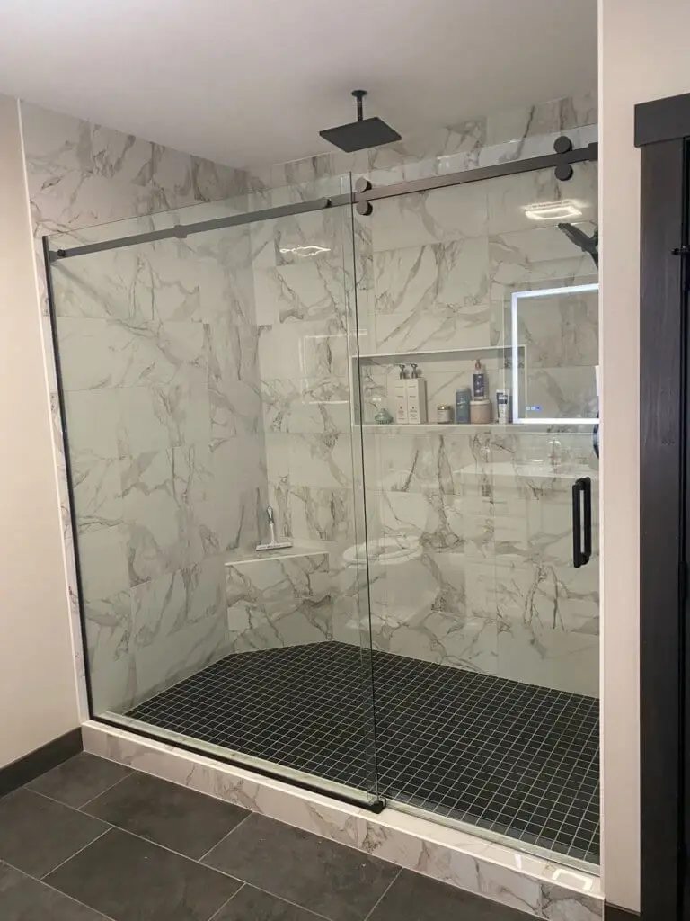 Glass shower door