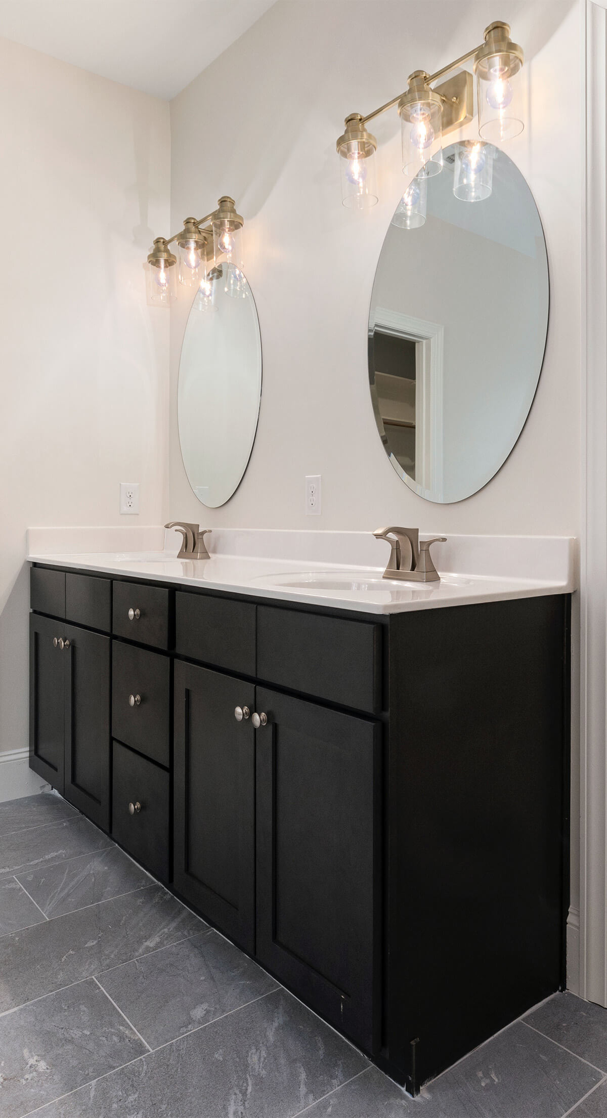 Custom Round Bathroom Mirrors